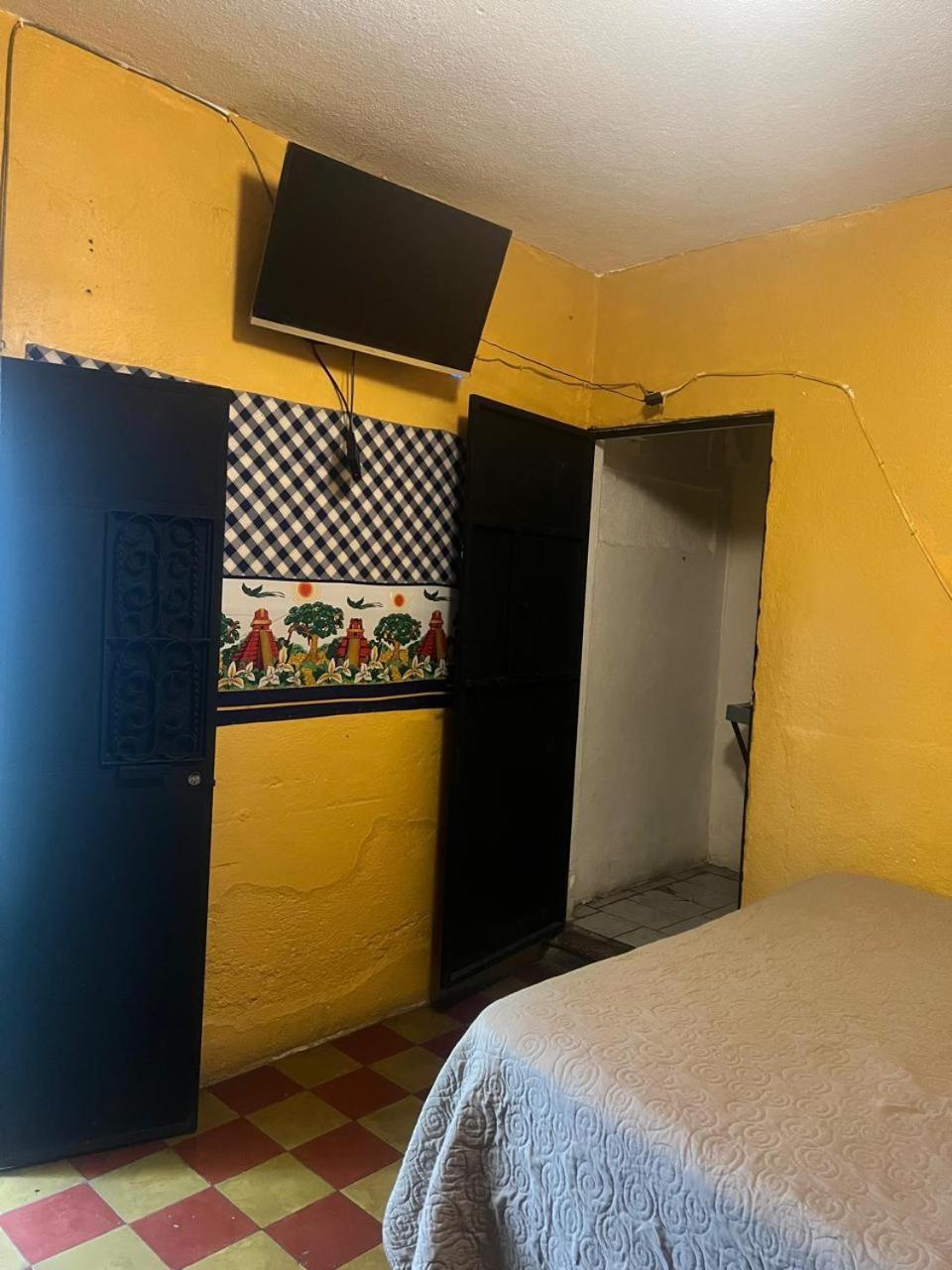 Hotel Alma Maya Antigua Buitenkant foto