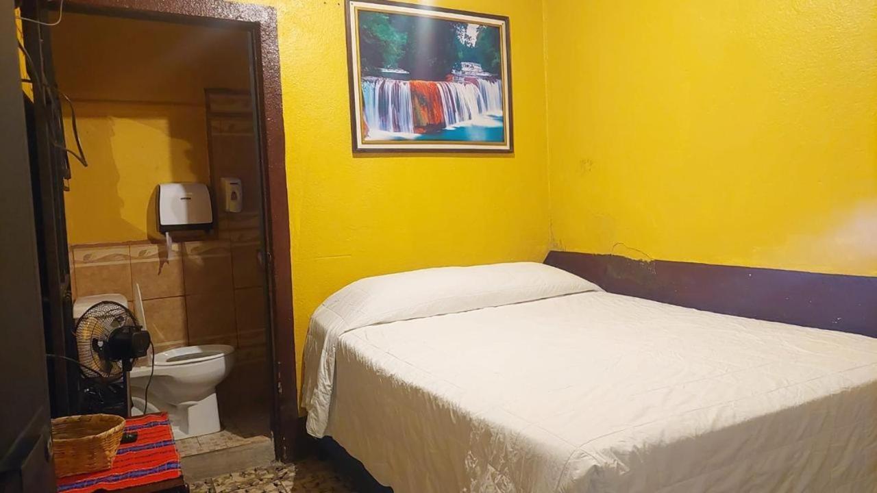 Hotel Alma Maya Antigua Buitenkant foto
