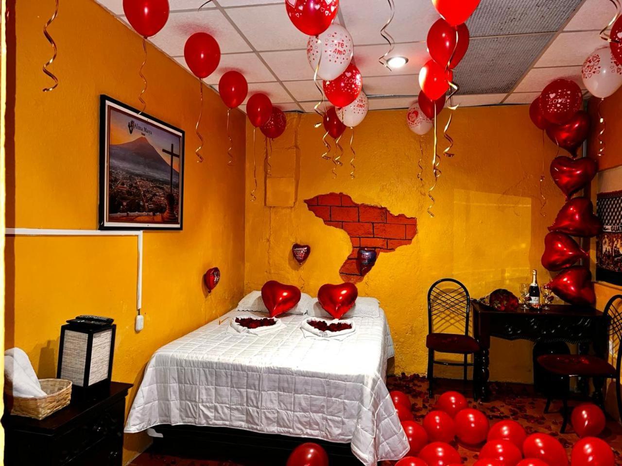 Hotel Alma Maya Antigua Buitenkant foto