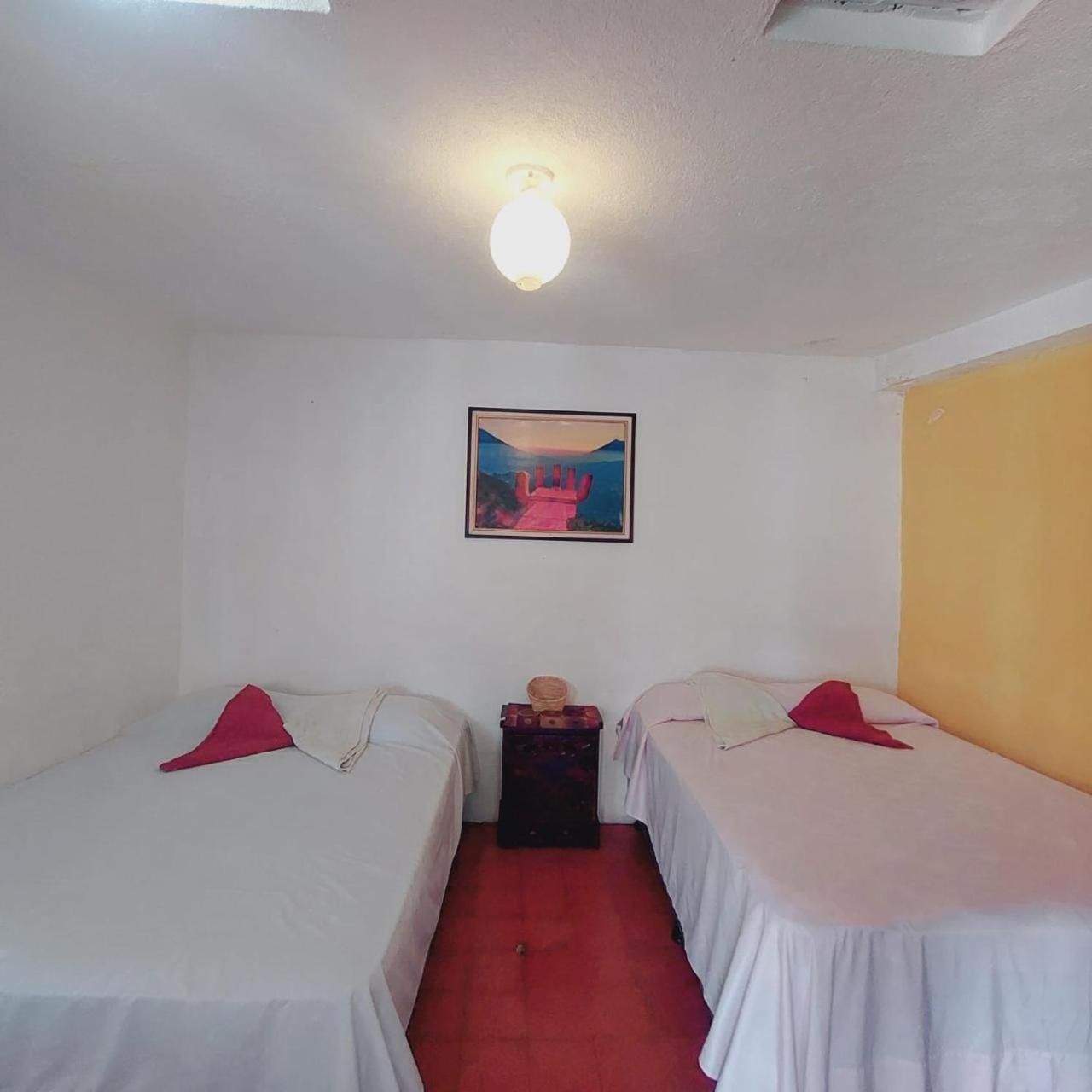 Hotel Alma Maya Antigua Buitenkant foto