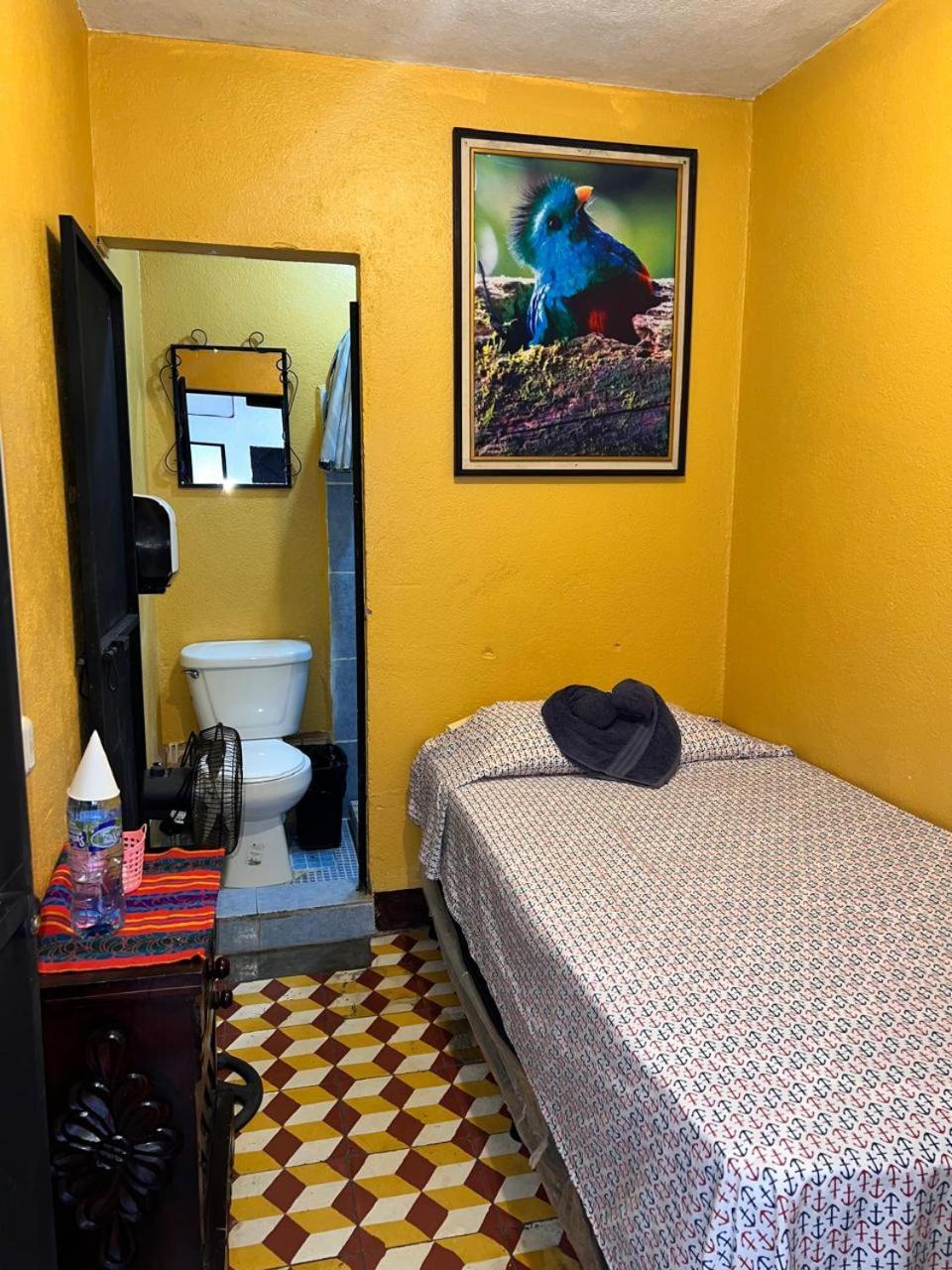 Hotel Alma Maya Antigua Buitenkant foto