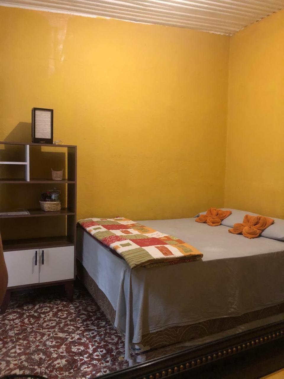 Hotel Alma Maya Antigua Buitenkant foto