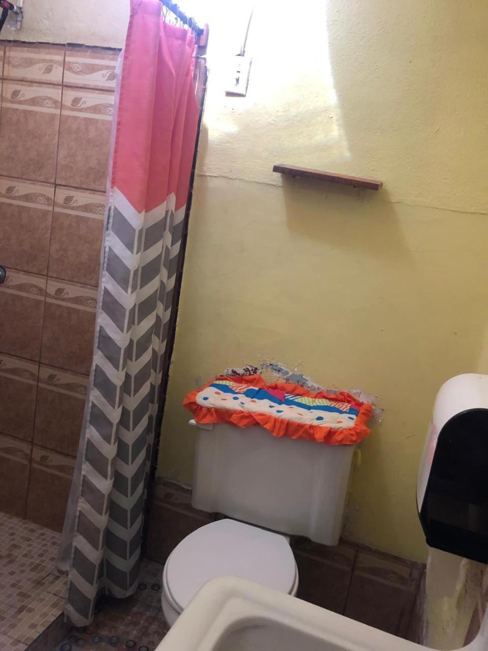 Hotel Alma Maya Antigua Buitenkant foto