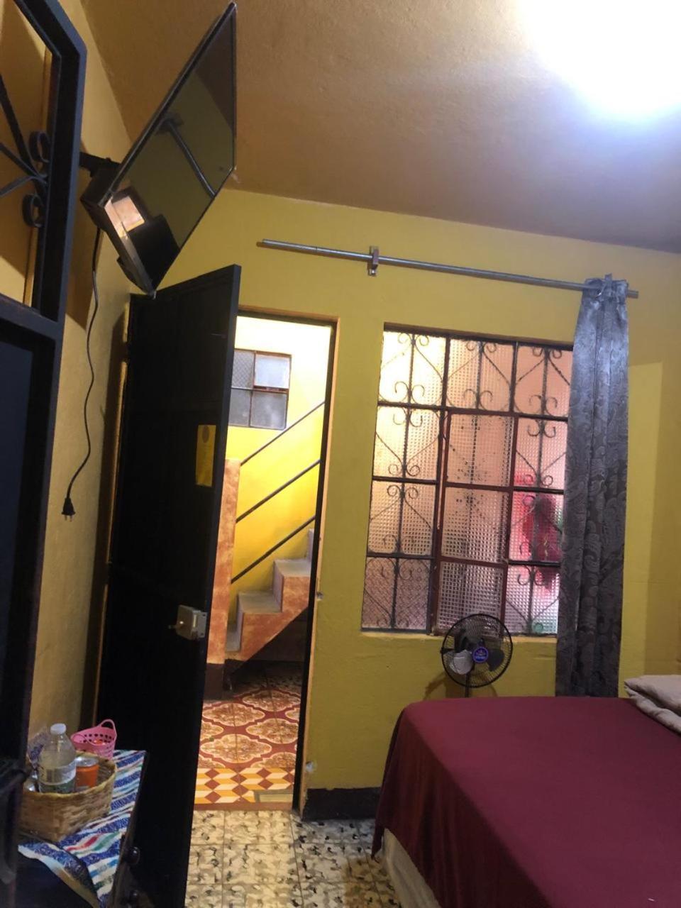 Hotel Alma Maya Antigua Buitenkant foto